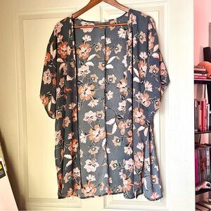 Maurices flowered kimono shawl top